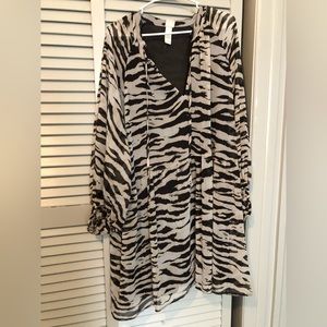 H&M, XXL, Zebra long sleeve dress
